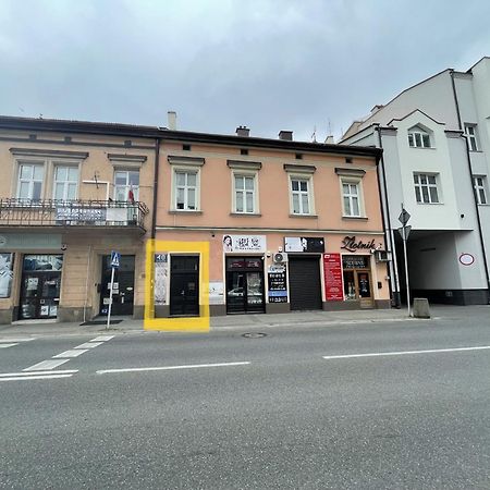 Apartament Przy Kladce Rzeszow Bagian luar foto