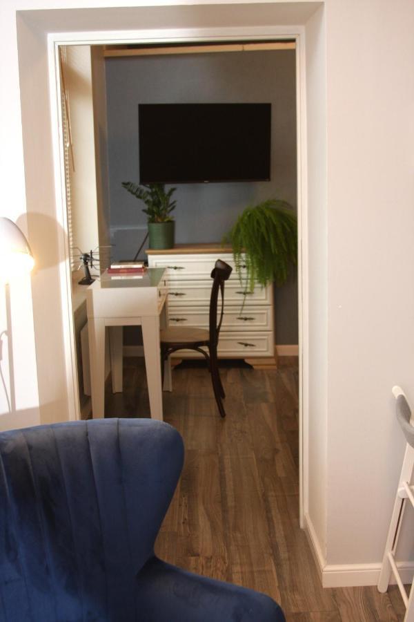 Apartament Przy Kladce Rzeszow Bagian luar foto